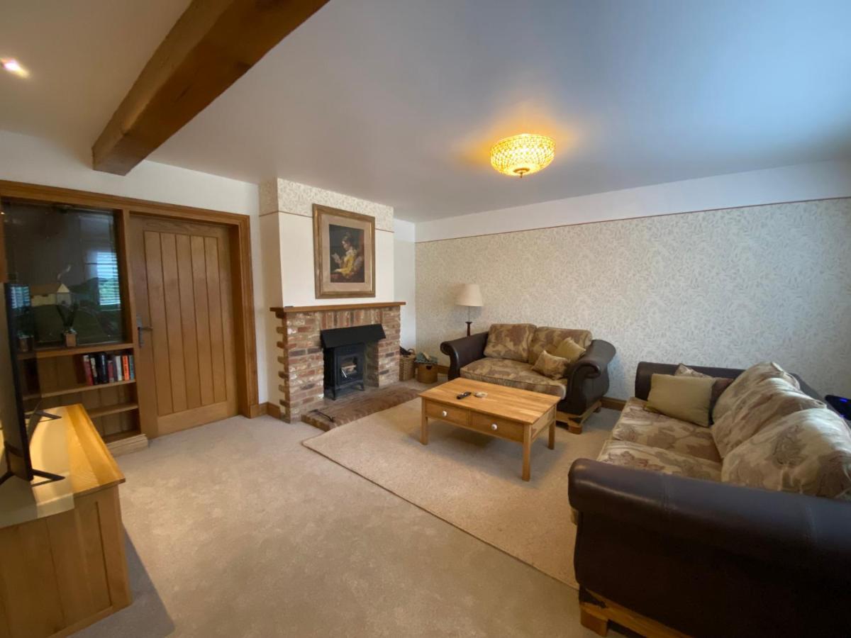Mulberry Cottage Near Goodwood Chichester Dış mekan fotoğraf