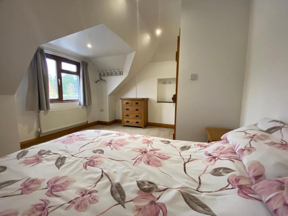 Mulberry Cottage Near Goodwood Chichester Dış mekan fotoğraf
