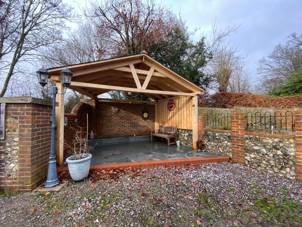 Mulberry Cottage Near Goodwood Chichester Dış mekan fotoğraf